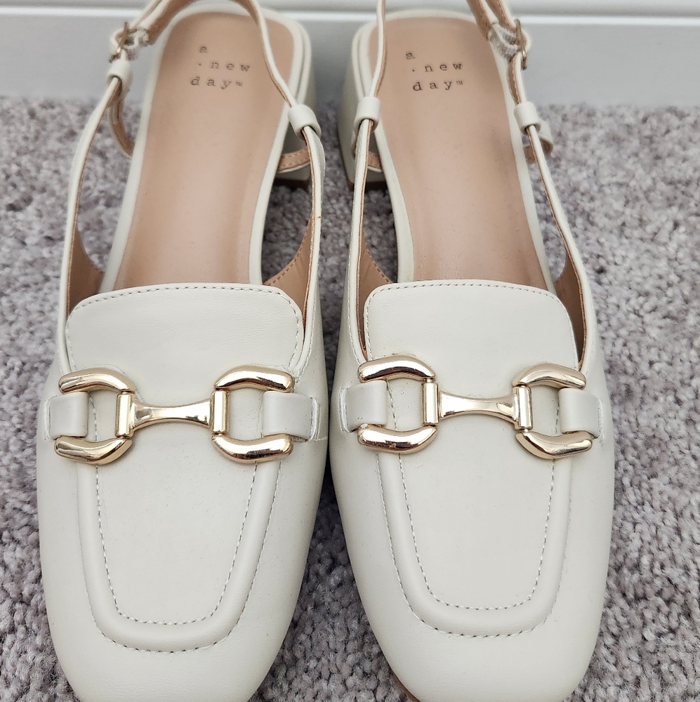 A New Day Women's White Slingback Loafers